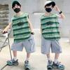 Traje de Verão para Meninos 2025 Novo Médio e Grande Crianças Colete Sem Manga de Verão Shorts Esportivo Menino Bonito Conjunto de Duas Peças