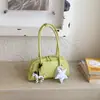 Bolso Boston exquisito súper popular transfronterizo para mujer, nuevo modelo 2026, bolso de axila versátil de lujo ligero de nicho de alta gama para el trabajo