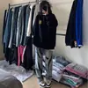 Marca moderna estilo americano, grossa e pesada, coleção outono/inverno 2026, forrada com fleece, modelagem solta, moletom com capuz plus size, estilo high-street feminino, look para casal