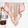 Estilo chino estilo pintura al óleo camelia moderno gasa 90 pañuelo cuadrado grande bufanda de seda para mujer bufanda de primavera y otoño con temperamento para combinar con camisa chal