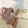 Anel de Metal Irregular com Design Único para Mulheres, Anel de Personalidade Colorido Zircônia Retro Francês, Pequeno Luxuoso