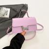 Bolso cuadrado pequeño de moda popular de este año 2025 con patrón de cocodrilo, bolso de mano de nicho, bolso de hombro y bandolera de alto valor para mujer