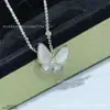 Collar Mariposa Marquesa Finamente Tallado Bicolor V-Gold con Incrustaciones de Nácar Blanco, Turquesa y Diamante Completo, Gruesamente Chapado en Oro de 18 Quilates, Cadena de Clavícula CNC