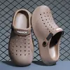 Calçados Clogs 2026 novo verão sapatos com estampa 3D para casais, bico fechado, sola grossa, antiderrapante, sapatos para chefs, sandálias de calçar