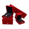 Caja de anillo cuadrada de franela roja con colgante de hebilla de oro de alta calidad, caja de juego grande, caja de joyería de alta calidad en stock