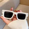 Gafas de Sol Estilo Nuevo, Gafas de Sol para Niños, Modernas y Personalizadas, Gafas de Sol de Alta Gama Estilo Urbano, Gafas de Sol Simples y Versátiles para Hombres y Mujeres