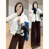 Chaqueta de plumón con capucha de plumón de pato blanco 95 para invierno cálido, ropa exterior corta colorida para otoño/invierno, tres pruebas, joroba pequeña, chaqueta de plumón práctica