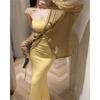 Vestido Sexy de Verão para Emagrecimento da Cintura de Menina, Amarelo, Sem Mangas, Cobre o Quadril, com Suspensório, Cardigã de Proteção Solar para Mulheres, Conjunto de Duas Peças