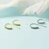 Pendientes minimalistas geométricos con diamantes brillantes, pendientes modernos y únicos en un estilo cool, populares entre las influencers femeninas, moda japonesa y coreana versátil