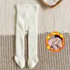 Medias con pie para Otoño Invierno Pantalones de capa base para bebé Medias con pie gruesas afelpadas Calcetines largos para niña Bodies para niños