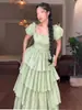 Vestido con falda abullonada y cintura de malla fresca reductora de edad francesa para mujeres europeas y americanas de verano 2024