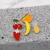 Broche de dibujos animados de accesorios transfronterizos europeos y americanos pera fresa plátano piña cereza serie de frutas insignia de mezclilla