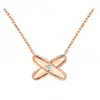 Collar con Colgante de Cruz de Nácar Natural Versión Alta Familia Shang X Accesorios de Alta Gama para Mujer Exquisito Lujo Ligero Nicho Oro Rosa Clavícula