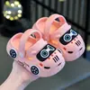 Pantuflas de Dibujos Animados de Verano para Niños y Niñas, Suela Suave Antideslizante para Interiores y Exteriores, Sandalias Cerradas con Agujeros de Cochecito para Bebé