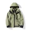 Chaqueta Gruesa Cortavientos Tres en Uno Nueva de Invierno 2026 Conjunto de Dos Piezas Abrigo Exterior para Pareja en Beige y Gris