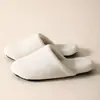 Pantuflas de algodón para uso en interiores, adecuadas para el hogar, invierno, con suelas suaves, silenciosas, cálidas y antideslizantes, disponibles para hombres y mujeres, y perfectas para otoño