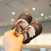 Novos sapatos pequenos de couro para bebê menina primavera e outono 2025 1 2 anos crianças princesa antiderrapante sola macia sapatos para bebês e crianças pequenas