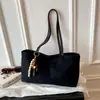 Bolsa de Ombro Casual Grande Capacidade Simples Europeia e Americana Outono 2026 Nova Tote de Axila Nova para o Trabalho Retro Bolsa Feminina