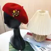 25 Anos Novo Boina Feminina Personalizada Retrô Chapéu de Botão de Flor Mostrando o Rosto Pequeno Versátil Outono e Inverno Lã Chapéu de Lã