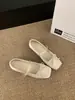 Novos Sapatilhas Quadradas com Laço para Aumentar a Altura para Mulheres Primavera/Verão, Sapatos de Fada com Bico Baixo e Fivela de Uma Tira