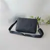 Bolsa de mão masculina P grande capacidade bolsa de pulso puxador único bolsa de couro bovino boa qualidade atacado
