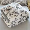 Nueva colcha gruesa de terciopelo de leche, colcha de invierno, relleno de vellón de doble cara, vellón de coral, adecuada para dormitorios de estudiantes, tamaño individual, forrada de vellón para abrigar