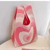 Bolsa de tricô bolsa de presente bolsa de presente atacado bolsa tote bolsa de lã lancheira bolsa portátil flores ins estilo fofo