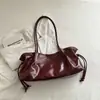 Bolso de hombro nuevo de gran capacidad para axila, para ir al trabajo, moderno y versátil, bolso de mano de alta gama para mujer Otoño 2026