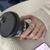Anillo de Flor Hueca Dulce para Mujer, Anillo Apilable Versátil y a la Moda, Anillo de Dedo Índice de Diseño Nicho Ins