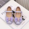 Zapatos Pequeños de Cuero para Niña 2025 Verano Nuevos Zapatos de Princesa con Mariposas de Cristal para Niños Grandes para Mostrar en el Escenario Zapatos Individuales