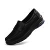 2026 Novo Modelo Branco Plano Sola Macia Amortecimento a Ar Antiderrapante Sapatos de Trabalho Hospitalar Slip-On Boca Rasa Slip-On Sapatos Femininos 8060