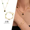 Azúcar Estilo Francés Diseño Blanco y Negro Doble Cara Números Romanos Redondo Marca Collar Pulsera para Mujer Joyería de Lujo Ligero traje Accesorios