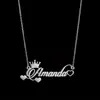 Collar con Colgante de Acero de Titanio Europeo y Americano Personalizado en Forma de Corona con Letra Inglesa Versátil Joyería de Regalo de Cumpleaños de Alta Gama