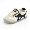 Zapatos Topstar para Niños Forrest Gump Primavera y Otoño 2026 Zapatos de Lona para Niños y Niñas Zapatos para Niños Tenis de Jardín de Infancia Zapatos para Niños con Suela Suave 1