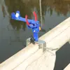 Soporte para caña de pescar de puente Soporte giratorio universal para cañas de pescar Soporte para caña de pescar con abrazadera para riel de barco Pesca de puente Pesca en balsa Soporte para caña de pescar al por mayor