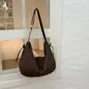 Bolso tote único con estampado de leopardo para mujer, nuevo modelo otoño e invierno 2026, gran capacidad, bolso versátil para el día a día, bolso de hombro y cruzado casual