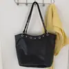 Bolsa Punk para Moto com Rebites, Bolsa Tote Grande Capacidade para o Dia a Dia, Nova Bolsa de Mão e Ombro Moda Retrô 2026 para Mulheres