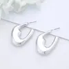 Pendientes de C-shape de Moda con Sentido de Diseño de Nicho para Mujer, Pendientes de Botón Versátiles y Modernos, Pendientes de Botón Geométricos, Joyería de Oreja Exquisita y Elegante para Mujer