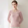 El suéter básico de punto corto de cachemira de alta gama listo para usar utiliza hilo Consinee para la nueva colección otoño/invierno para mujer.