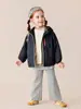 Ropa Infantil Amila 2026 Otoño Nueva Sudadera con Capucha Forrada de Polar para Niñas Abrigo Cortavientos a Bloques de Color Infantil