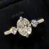 Livro Vermelho Explosivo Estilo Francês Leve Luxo Anel Suspenso Ovo de Pombo Estilo Antigo Médio Sensação Cool Oval Brilhante Anel Grande de Diamante para Mulheres
