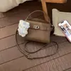 Bolso de Mano de Lujo Ligero Estilo Coreano para Mujer 2026 Primavera Nueva Moda Bolso de Hombro para el Trabajo Bolso Cruzado Elegante de Color Sólido para Mujer