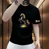Camiseta Nova Tendência 2026 com Estampa de Cavalo Vermelho, Manga Curta para Homens, Top Fashion com Gola Redonda para o Ano de Nascimento, Ano Novo