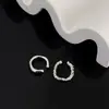 Venta directa de fábrica, nuevos clips para orejas de estilo minimalista francés para mujer, diseño de nicho, pendientes de alta gama, estilo popular, accesorios para orejas sin perforar