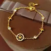 Pulsera de Trébol de Circonita y Nácar Lujo Ligero Temperamento de Gama Alta Joyería Estilo Coreano Ins Celebridad de Internet Estilo Popular Joyería al por Mayor