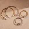 Collar Metálico de Imitación Perla Geométrico de Cuello Abierto Transfronterizo de Gama Alta Nicho Simple Elegante Único para Mujer
