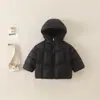 2026 Invierno Nuevo Estilo Ropa de Invierno Ropa de Algodón Moderna Chaqueta de Algodón con Capucha Ropa de Abrigo Chaqueta de Pan para Niñas Color Sólido Chaqueta de Algodón Cálida