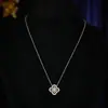 Conjunto de Collar y Pendientes de Trébol con Piedras Preciosas de Lujo Ligero, Cadena para Clavícula Completa de Diamante de Lujo Ligero, Accesorios Versátiles de Circonita de Alta Gama para Mujer