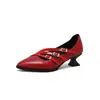 Sapatos de Salto Médio tamanho grande 48 Sapatos Amazon Romana Bico Fino Boca Rasa Sapatos de Salto Único 40 Sapato Feminino Fivela Comércio Exterior Retro Cinto Preto