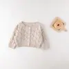 Conjunto de Suéter para Meninas Moda Outono Estiloso Bebê 2026 Novo Tendência Infantil Primavera e Outono Conjunto Elegante de Três Peças